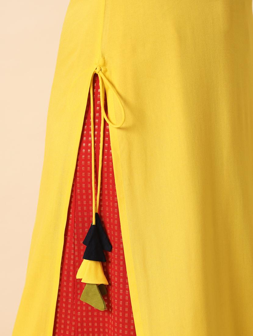 women solid sleveless straight kurta - 20996158 - Standard Image - 4