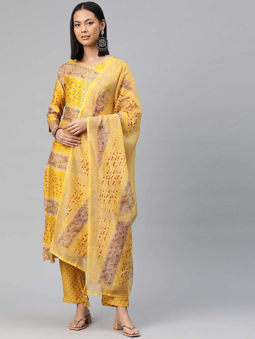 women three quarter sleeve kurta pant with dupatta set - 20999652 - Zoom Image - 0