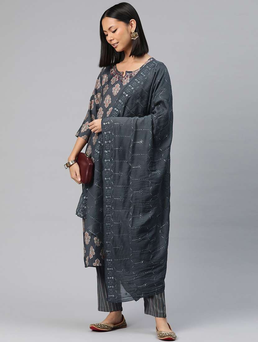 women three quarter sleeve kurta pant with dupatta set - 20999656 - Standard Image - 1
