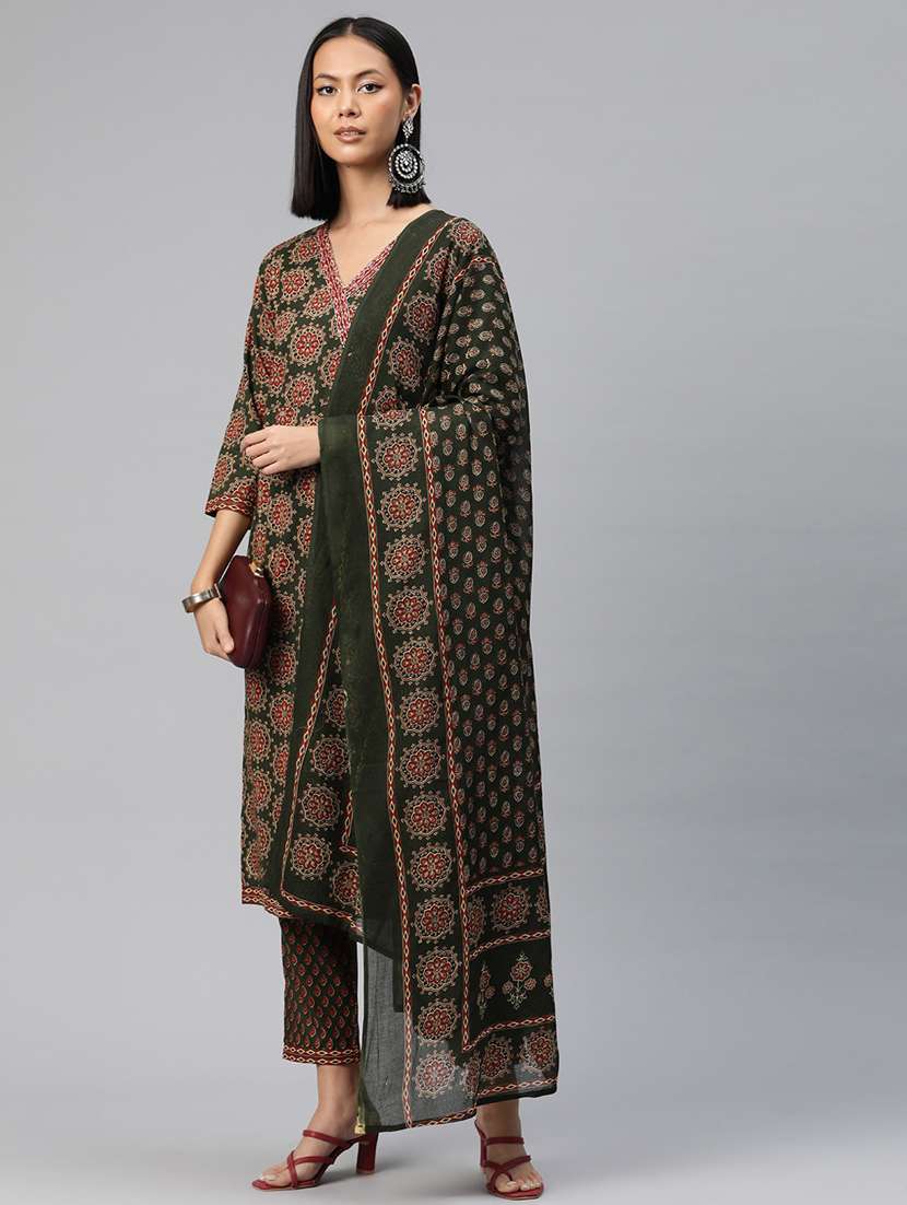 women three quarter sleeve kurta pant with dupatta set - 20999660 -  Standard Image - 1