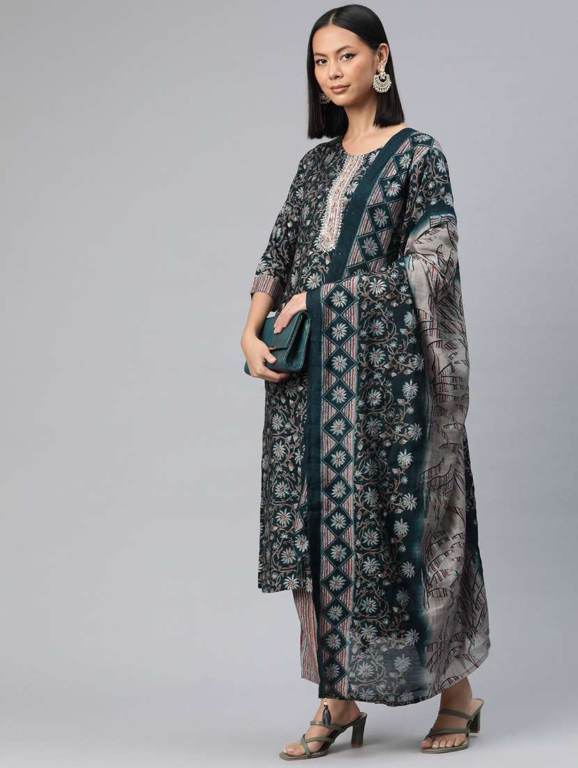 women three quarter sleeve kurta pant with dupatta set - 20999796 -  Standard Image - 1
