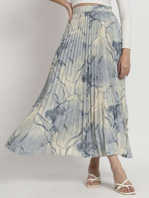 women mid-rise abstract printed pleated skirt - 21008423 - Standard Image - 0