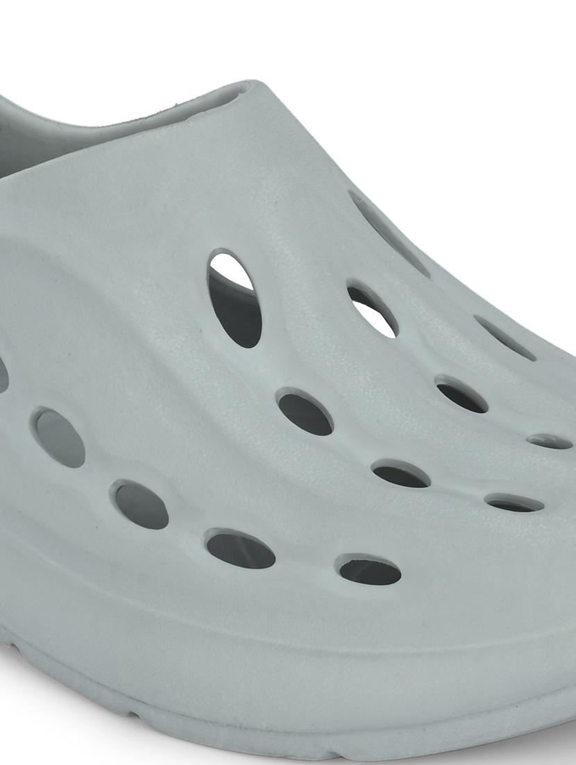 men solid color slip on clog - 21010129 - Standard Image - 4