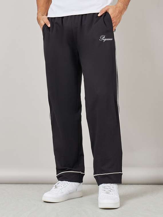 men black side taped track pant
