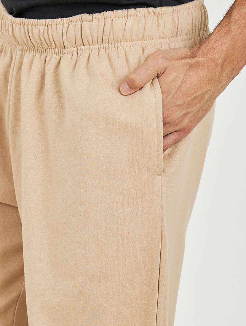 men solid beige regular jogger - 21016015 -  Standard Image - 4