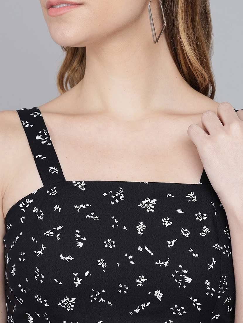 black floral printed detailed crop top - 21016469 -  Standard Image - 4