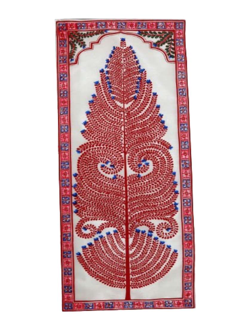 handmade designing tree (leaf) wall hanging pattachitra art work on tussar silk for decoration hand painting wall decor