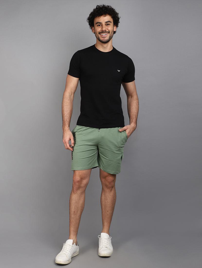 men solid mid rise cargo shorts - 21022456 - Standard Image - 4