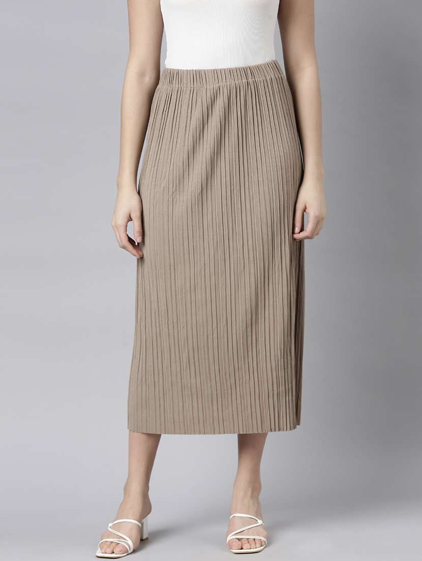 women mid-rise self-designed straight skirt