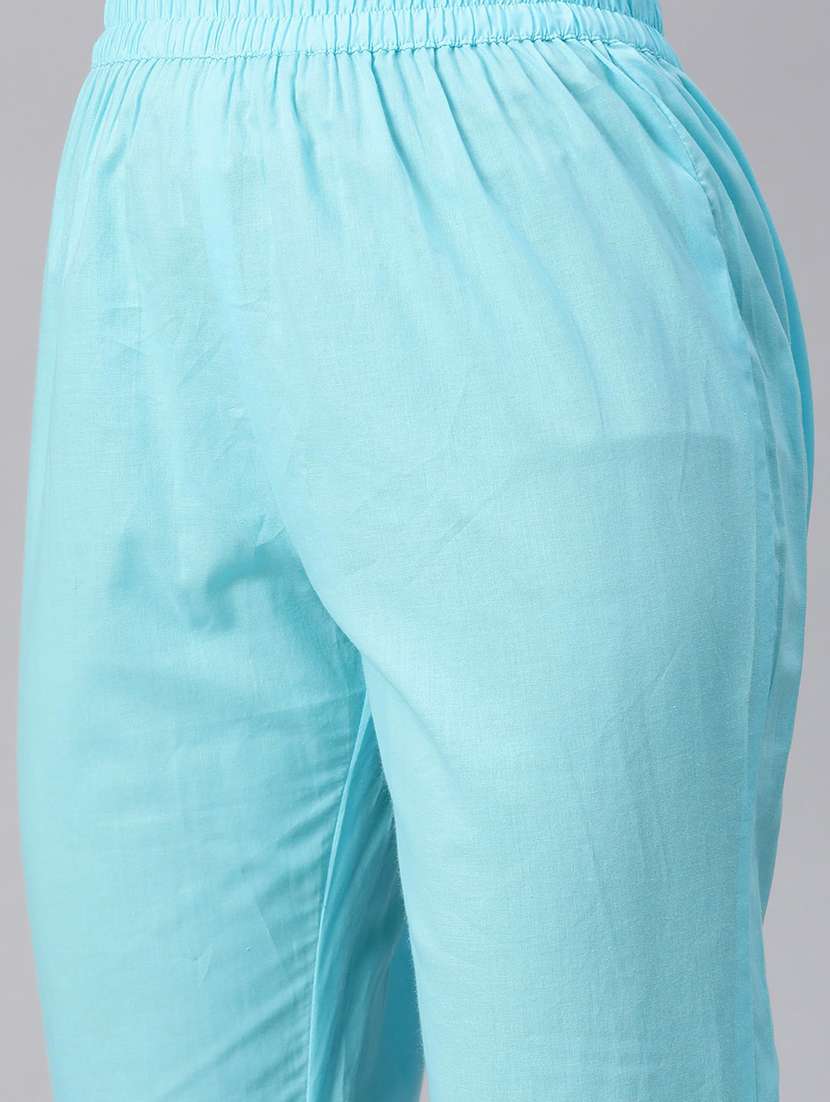 women light blue kurta pant set - 21031186 - Standard Image - 4