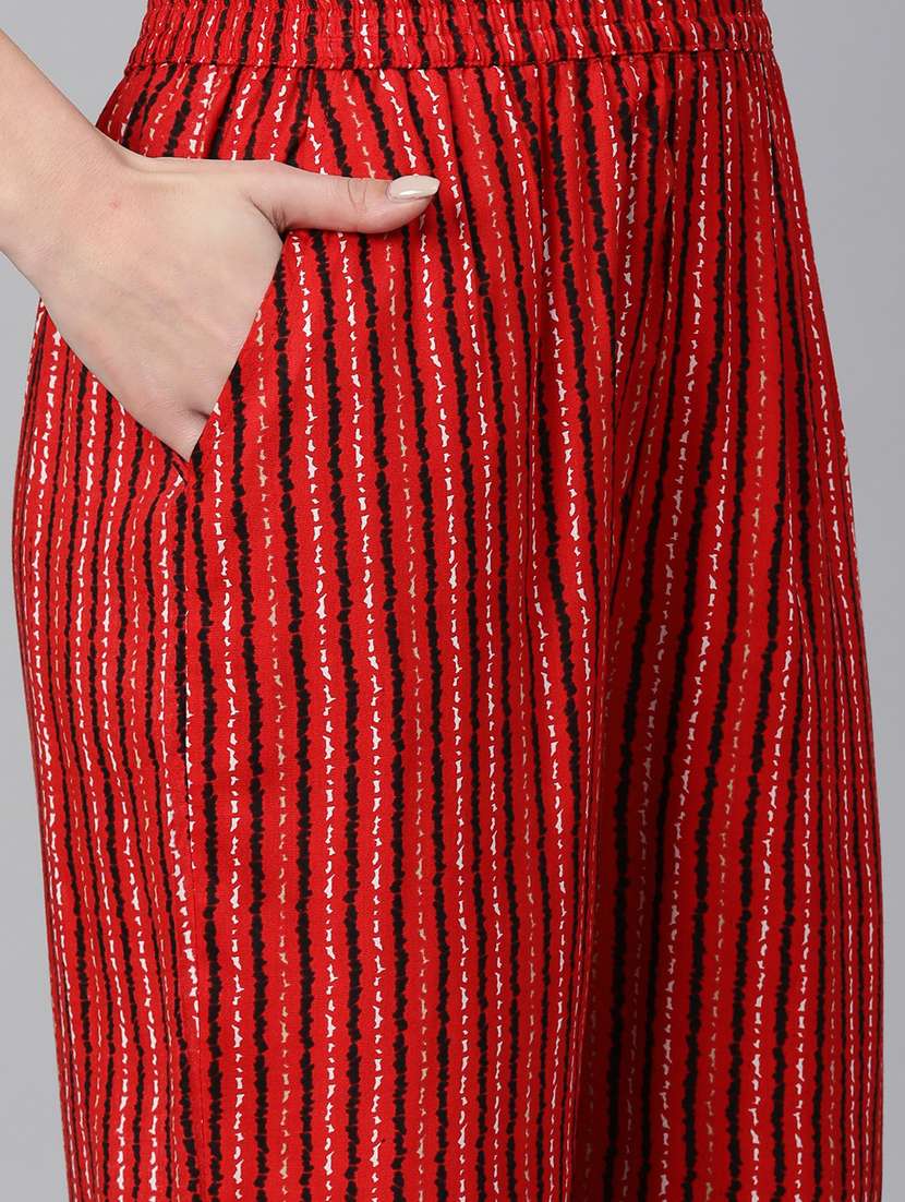 women three quarter sleeve kurta pant with dupatta set - 21031706 -  Standard Image - 4