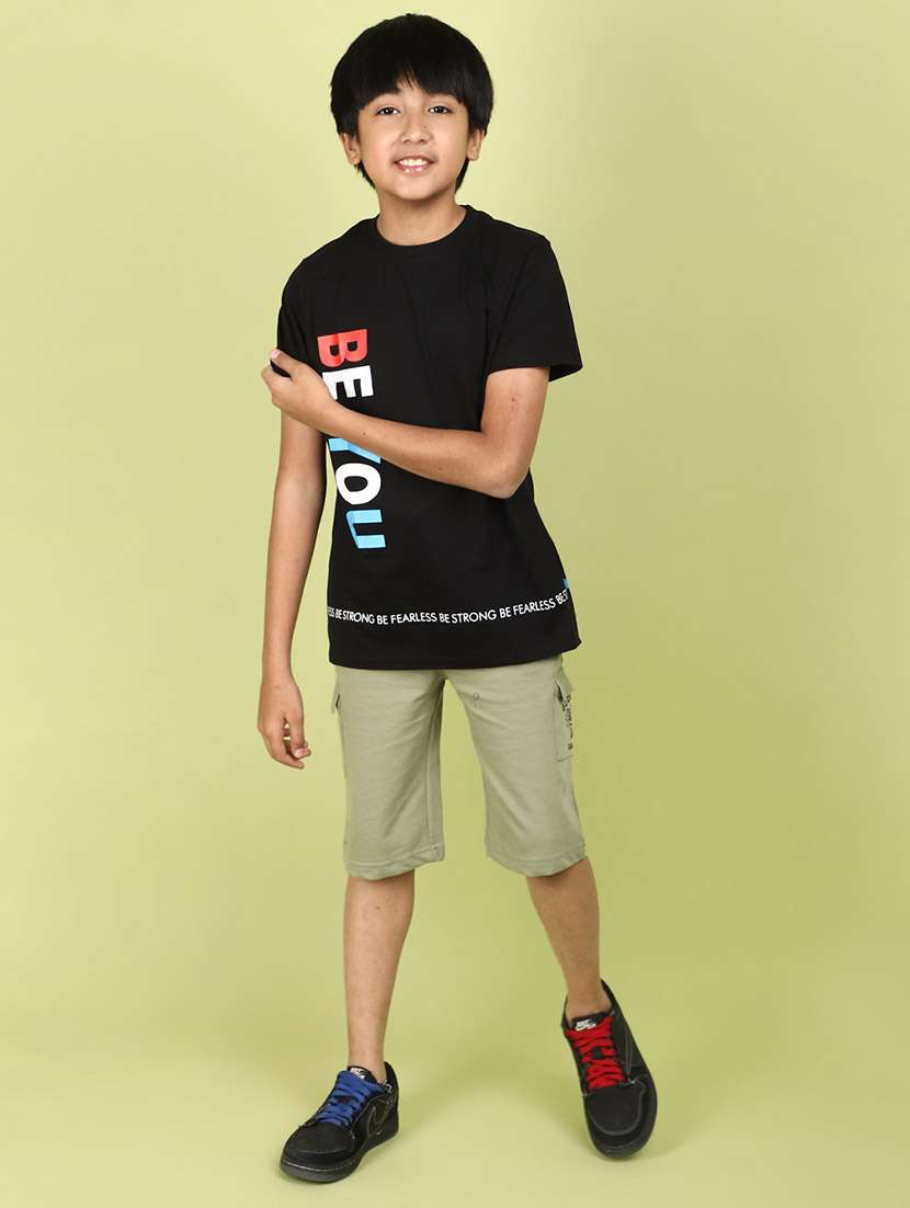 boy solid mid rise three fourth cargos - 21031819 -  Standard Image - 4