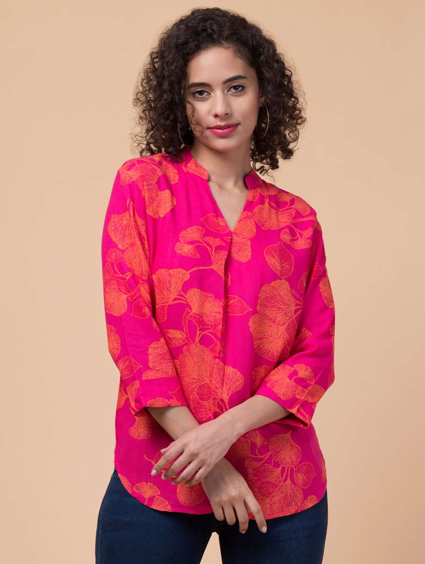 women floral printed regular top