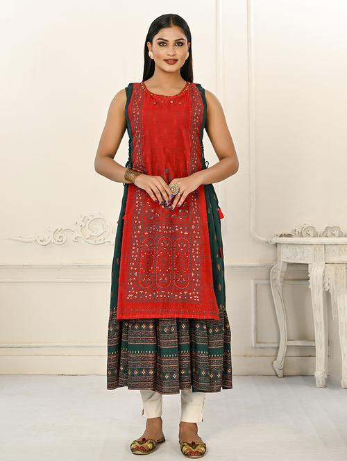 women round neck sleeveless layered kurta - 21034118 -  Standard Image - 0