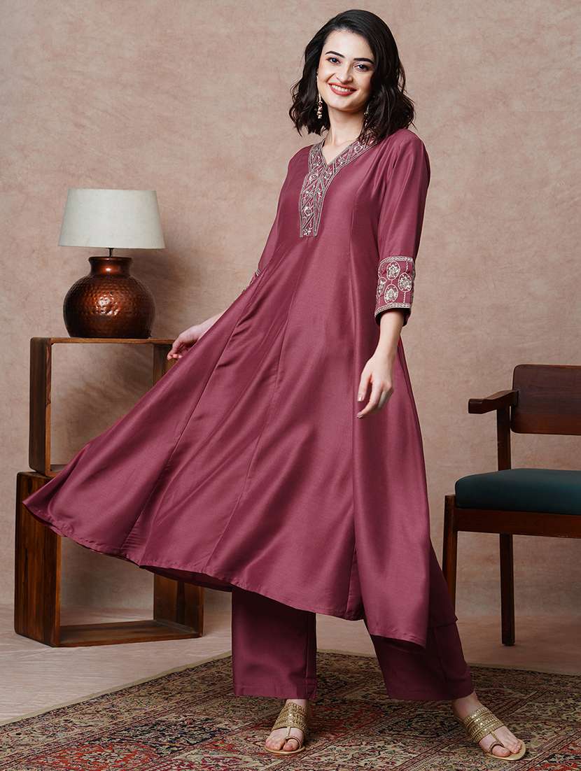 globus women astro dust floral embroidered & sequinned yoke panelled a-line anarkali kurta - 21034523 -  Standard Image - 1