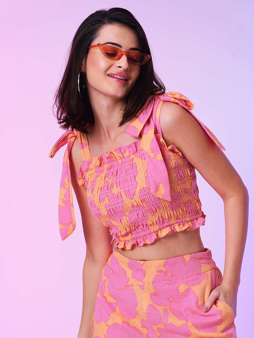 globus women multi orange allover floral print square neck shoulder tie-up smocked crop top & flared hem palazzos co-ord set - 21034527 -  Standard Image - 4
