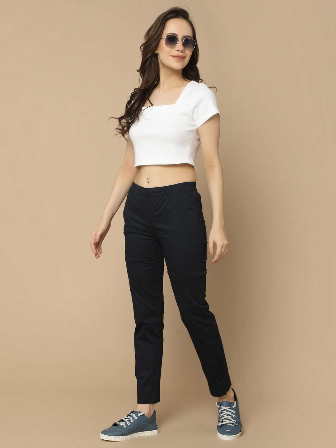 women solid cotton peg trouser - 21034691 -  Standard Image - 4
