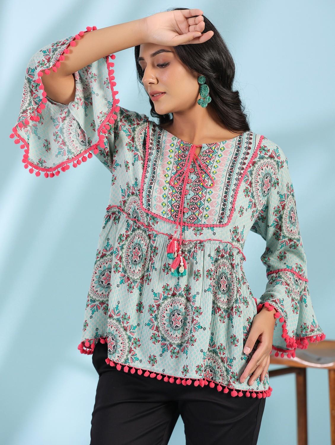green printed detailed tunic top - 21034857 - Standard Image - 1