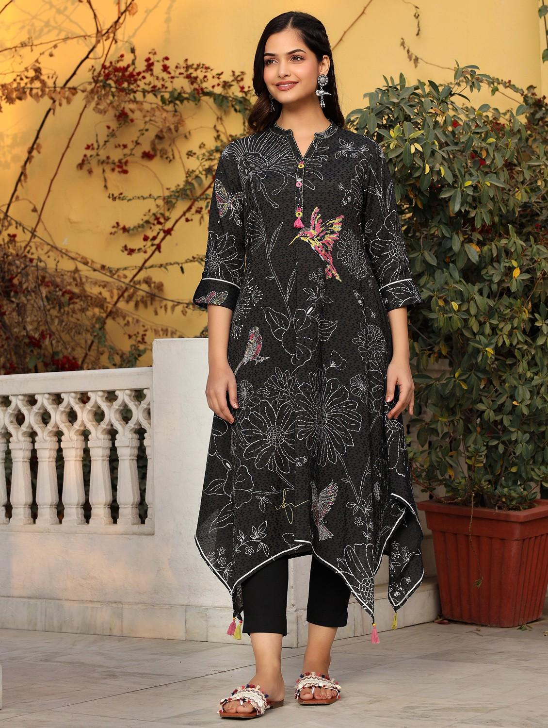 black three quarter sleeve asymmetric kurta - 21034940 - Standard Image - 1