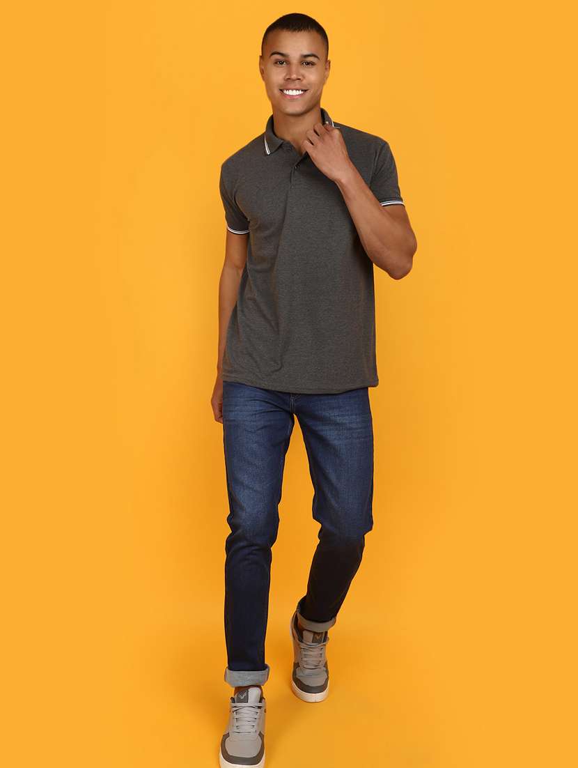grey cotton plain t-shirt - 21048666 -  Standard Image - 4