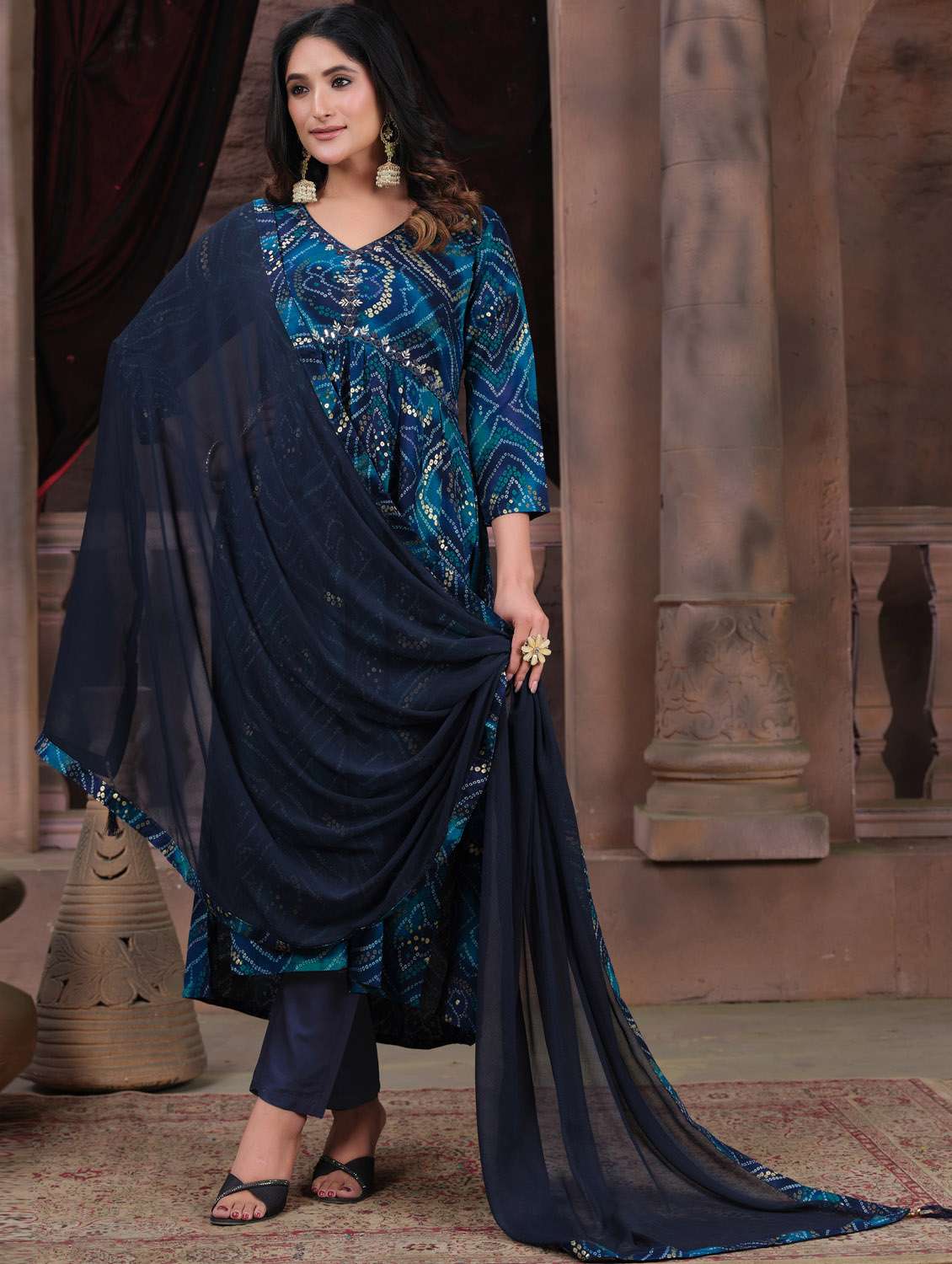 women three quarter sleeve kurta pant with dupatta set
