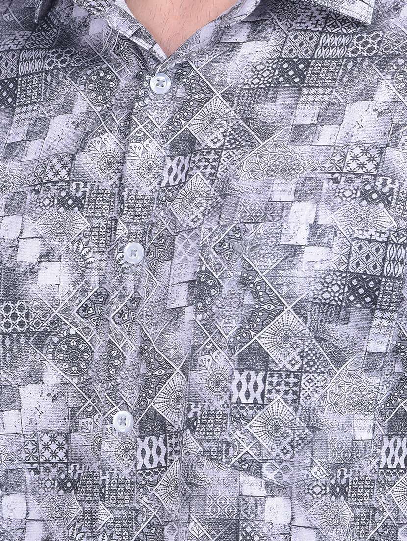 men printed cotton casual shirt - 21054759 -  Standard Image - 4