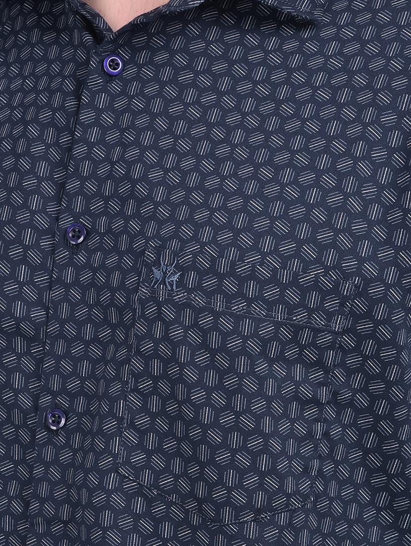 men printed cotton casual shirt - 21054765 - Standard Image - 4