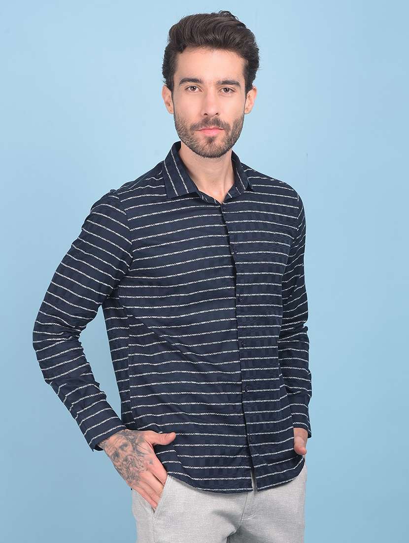 men long sleeved striped casual shirt