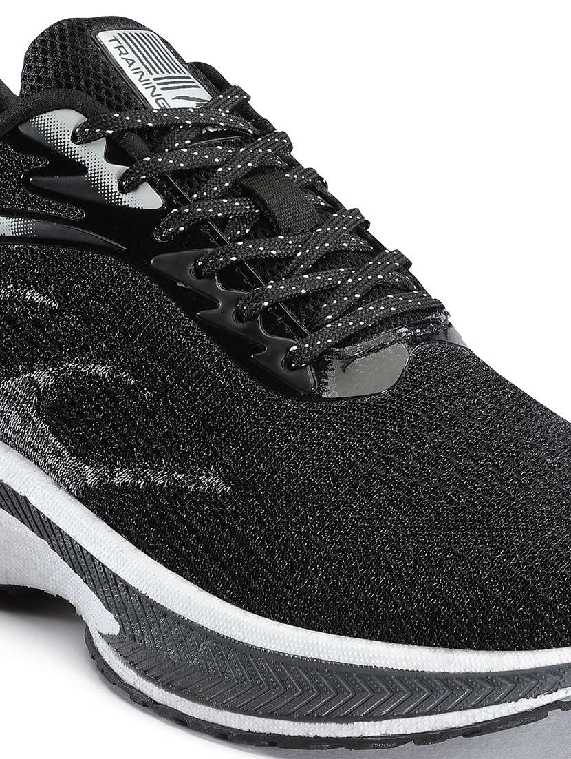 men lace up sport shoes - 21055990 -  Standard Image - 4