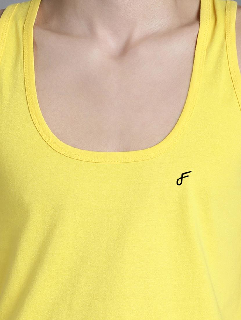 men solid sleeveless vest - 21056050 - Standard Image - 4