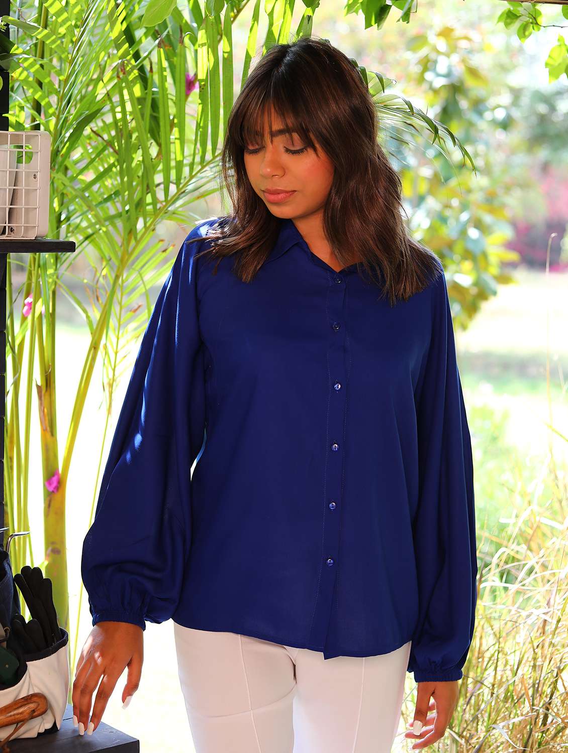 blue solid regular shirt