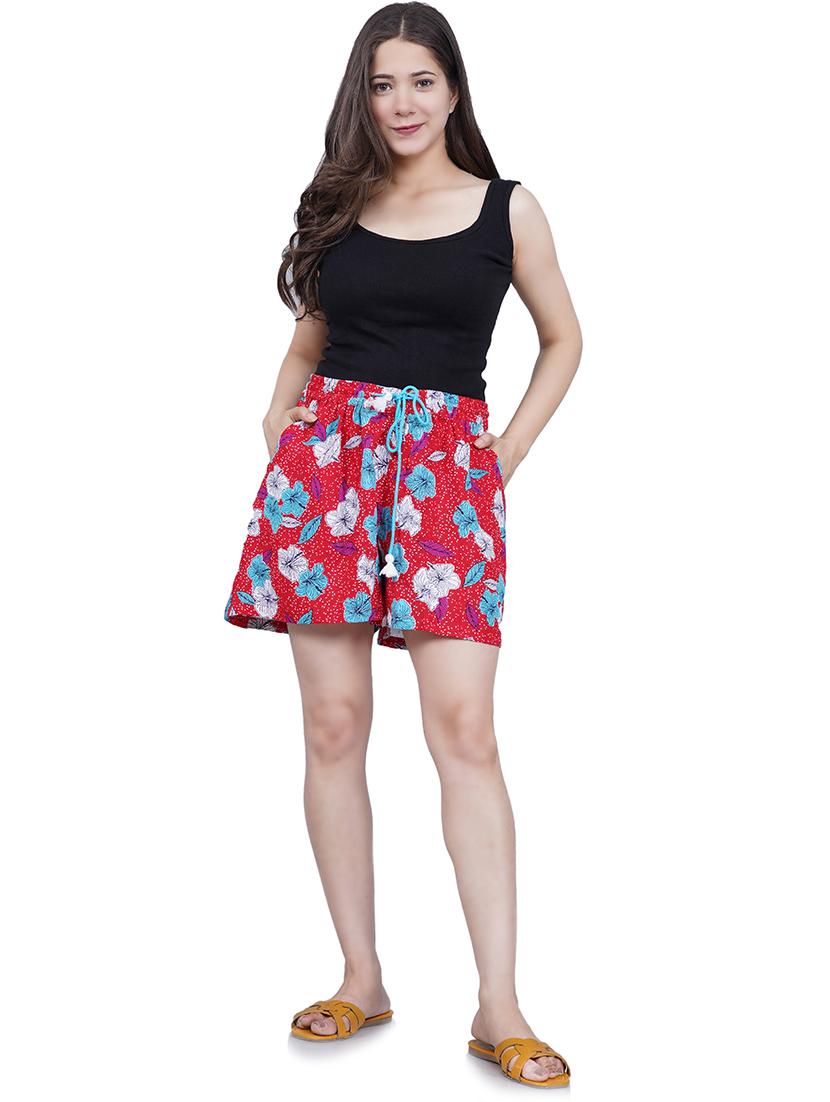 women red floral printed regular shorts - 21058738 - Standard Image - 4