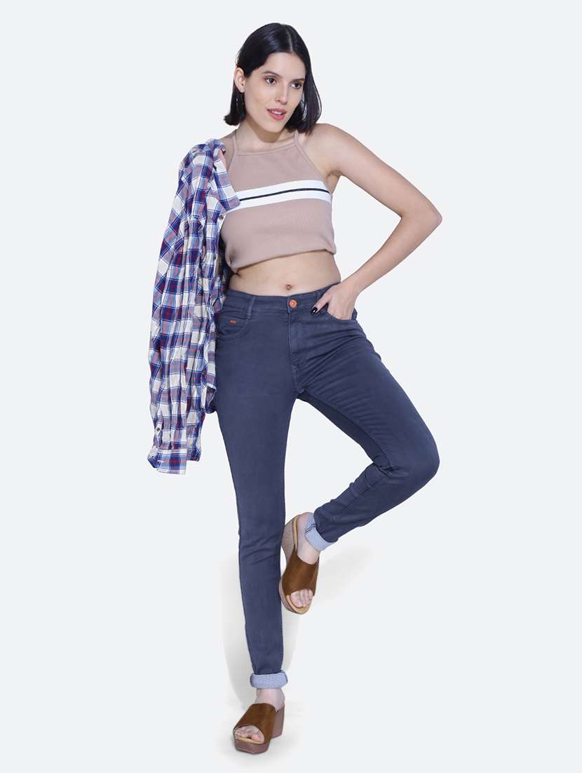 women solid blue denim jeans - 21059547 -  Standard Image - 4