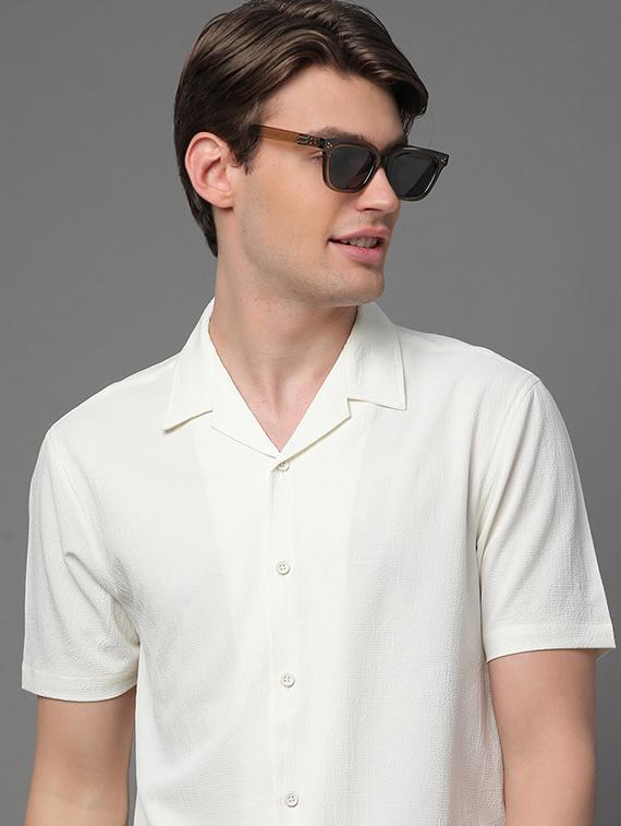 men white regular fit solid cuban neck casual shirt - 21064060 - Standard Image - 4