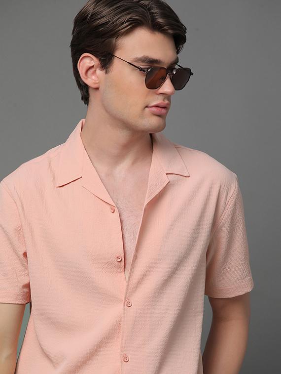 men short sleeved solid casual shirt - 21064062 - Standard Image - 4