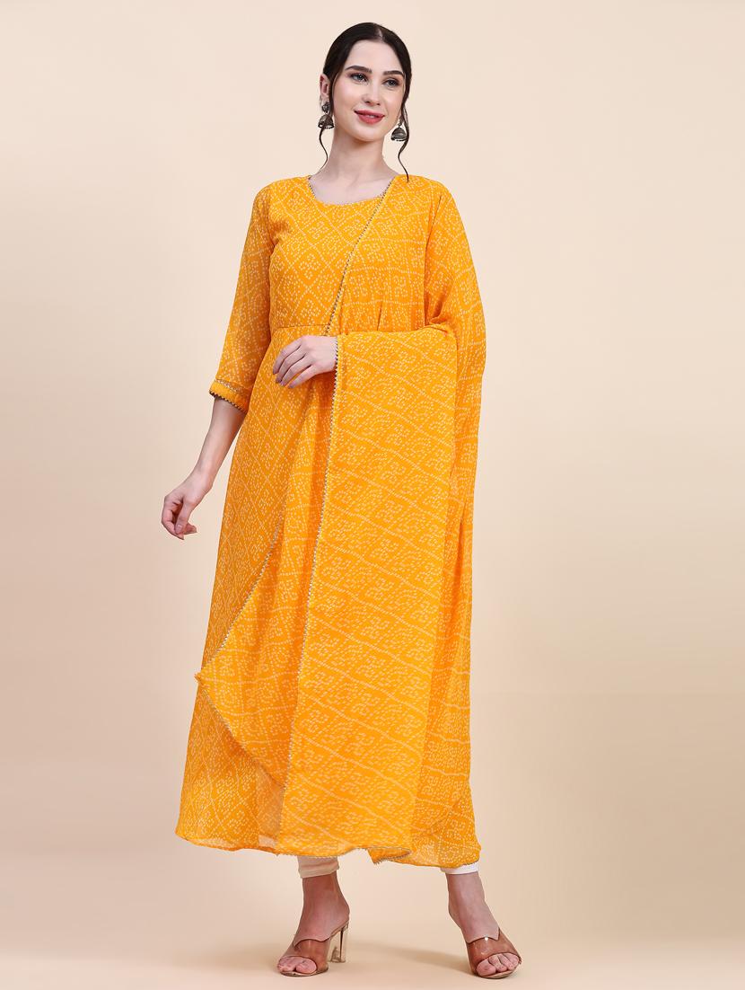 women three quarter sleeve kurta dupatta set - 21067139 -  Standard Image - 1