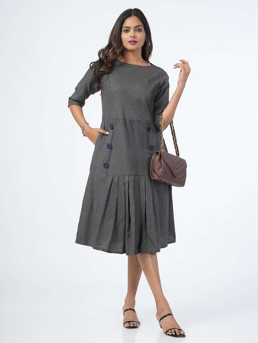 black self design a-line ethnic dress - 21067747 -  Standard Image - 4