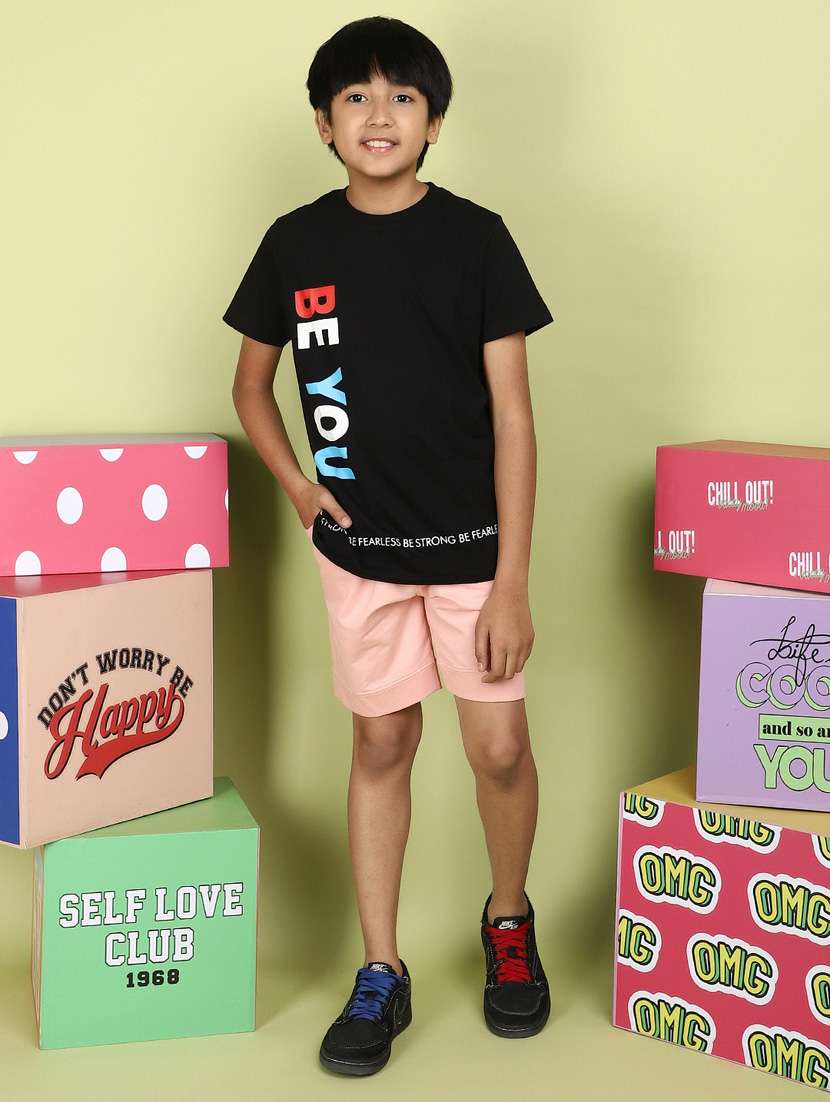 boy mid rise solid shorts - 21067972 -  Standard Image - 4