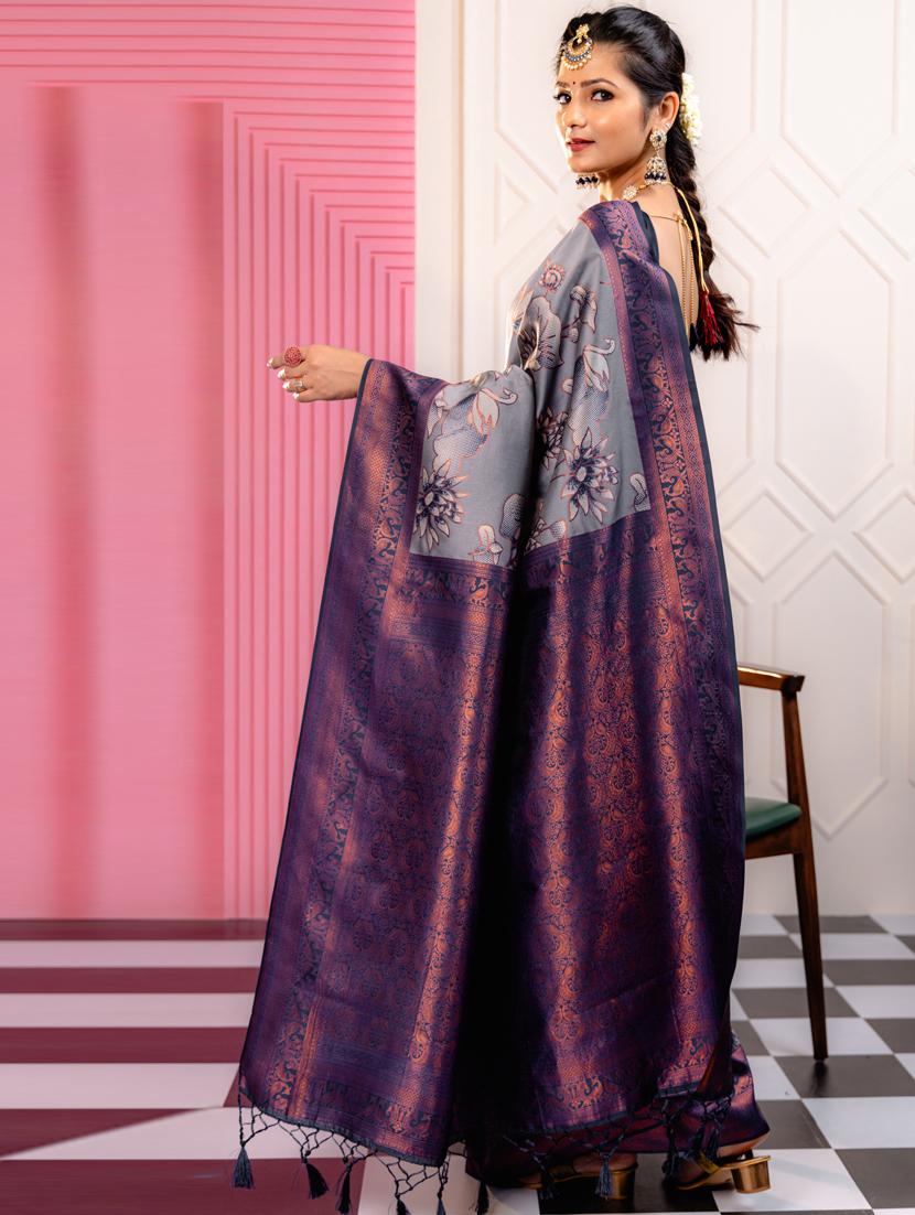 women floral printed bordered saree with blouse - 21068390 - Standard Image - 1