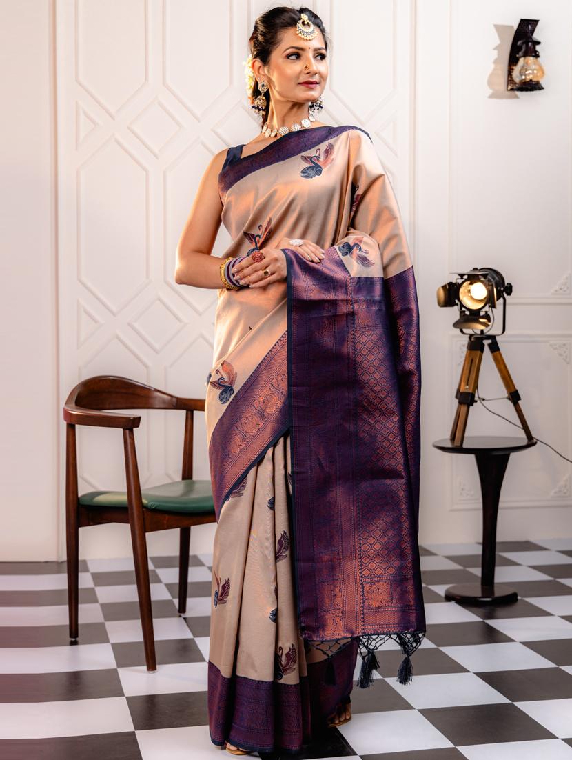 women printed bordered saree with blouse - 21068396 - Standard Image - 1