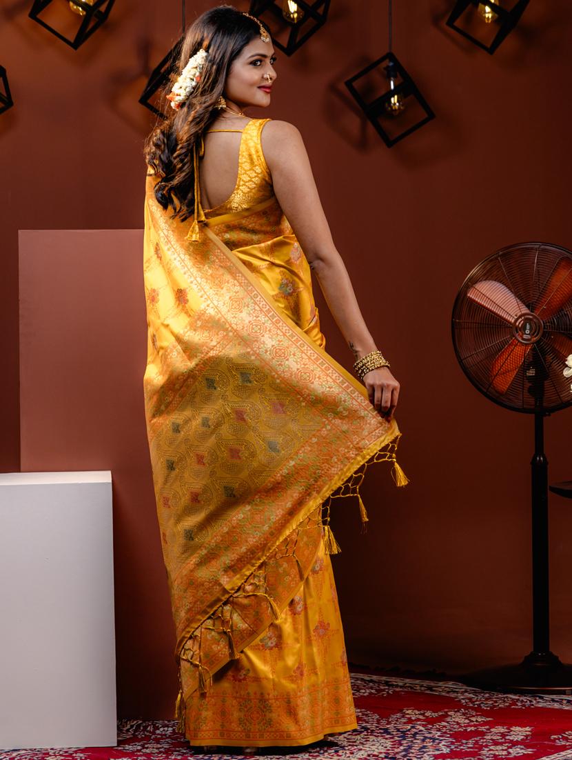 women self design kanjivaram saree with blouse - 21068429 - Standard Image - 1