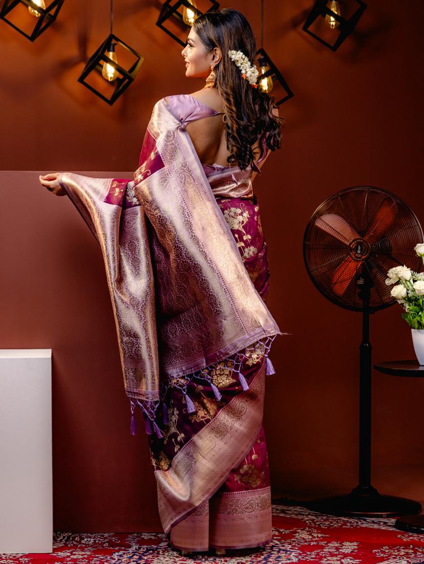 women floral kanjivaram saree with blouse - 21068435 - Standard Image - 1
