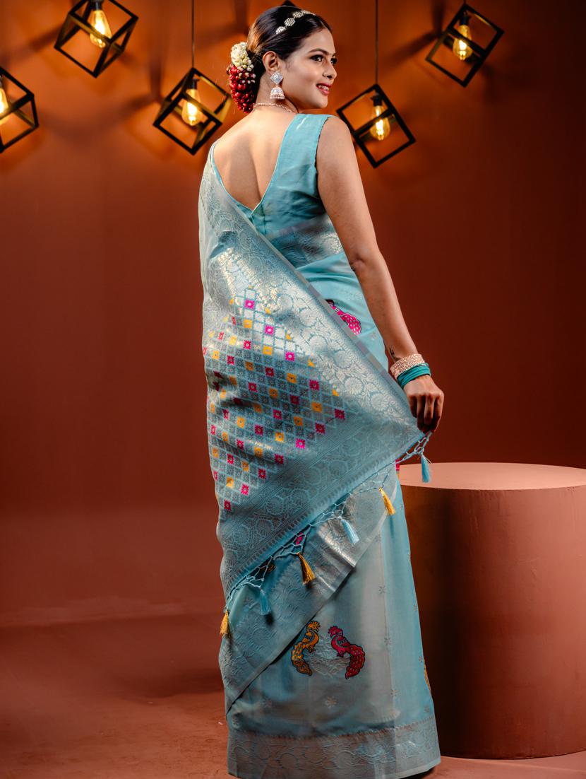 women self design banarasi saree with blouse - 21068439 - Standard Image - 1
