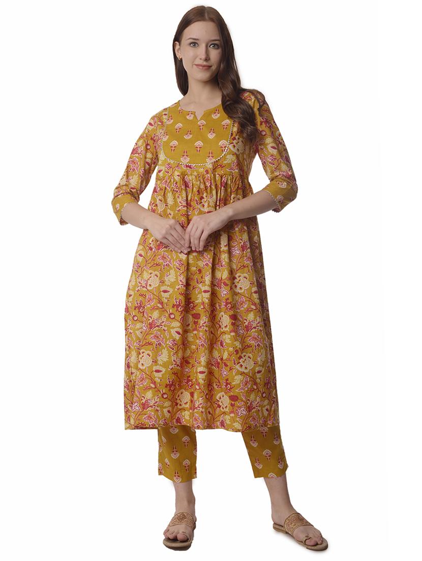 women three quarter sleeve a-line kurta - 21070462 - Standard Image - 1