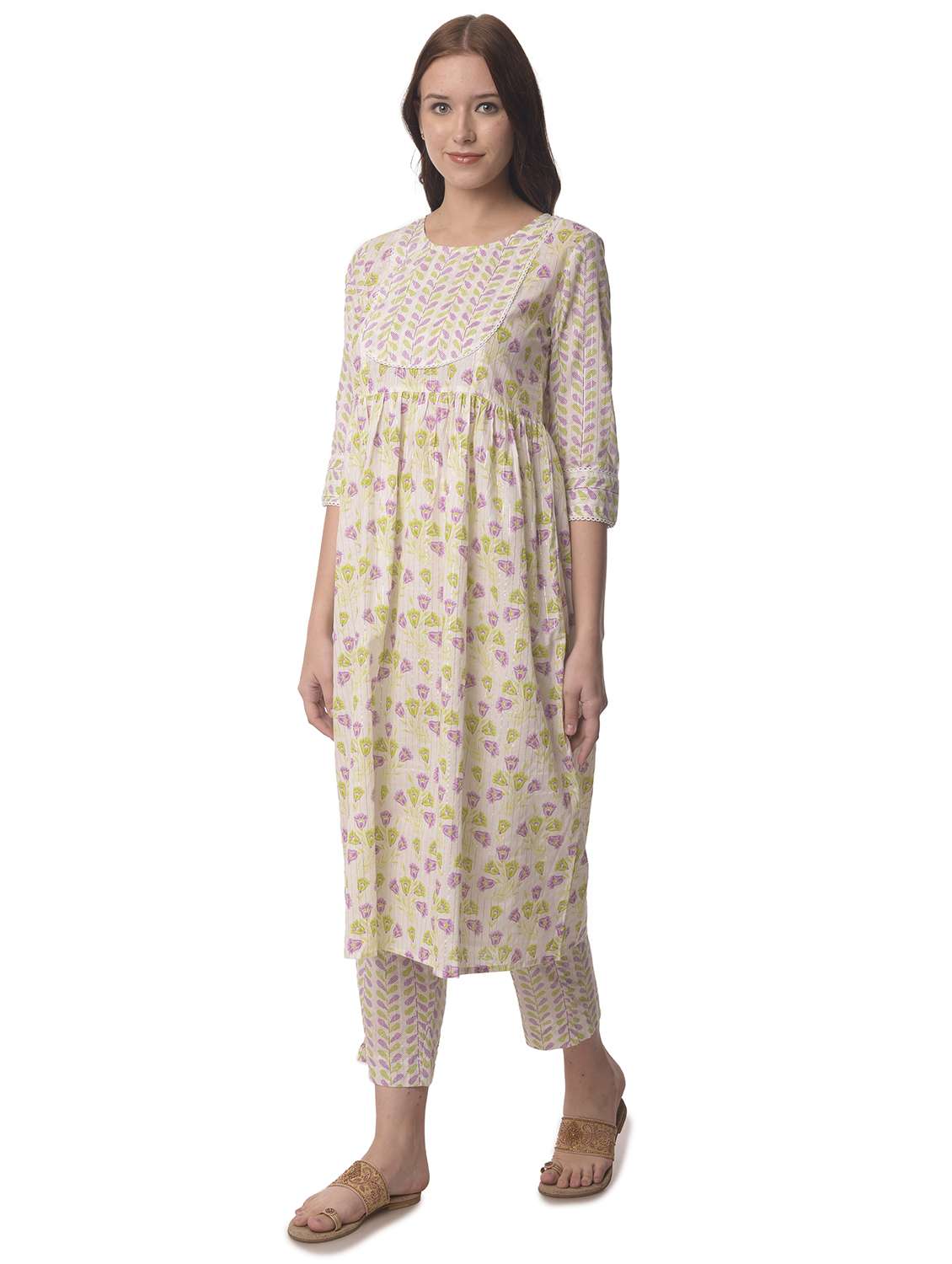 women three quarter sleeve a-line kurta - 21070464 -  Standard Image - 1