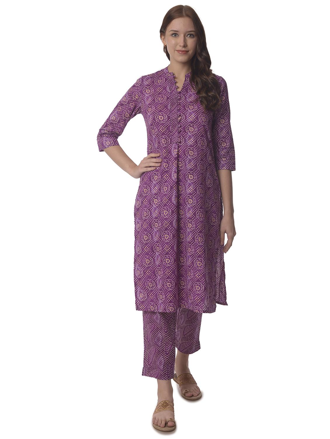 women three quarter sleeve straight kurta - 21070467 - Zoom Image - 0