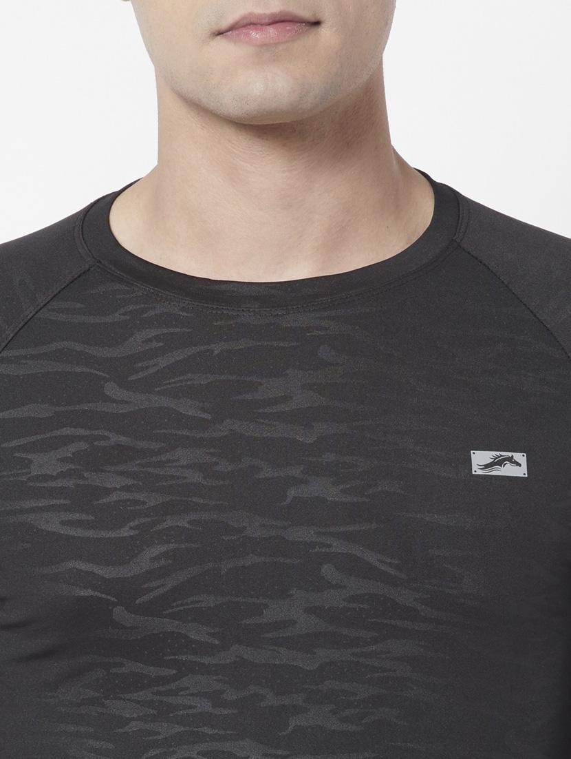 men self design round neck t-shirt - 21072781 - Standard Image - 4