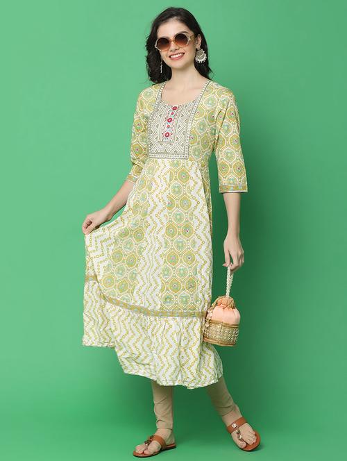 women three quarter sleeve flared kurta - 21073238 - Standard Image - 0