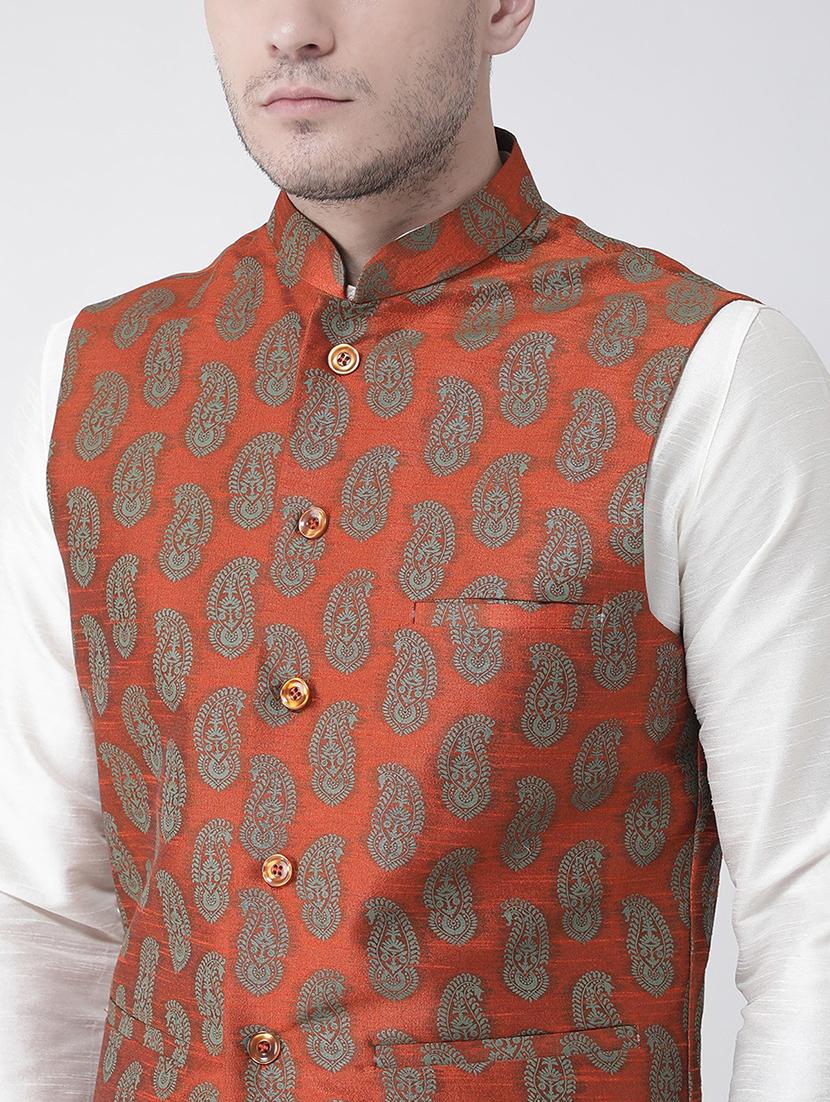 men white kurta churidar ethnic wear set with jacket - 21079577 - Standard Image - 4