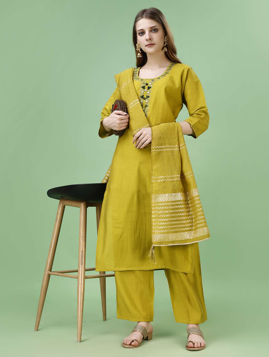 women three quarter sleeve kurta pant with dupatta set
